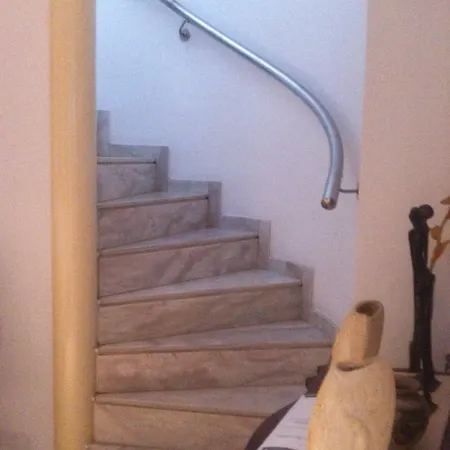 Penthouse *roof Garden* Pool* Gym-finikoudes Beach Appartamento *