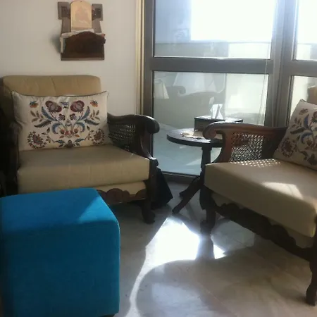 Penthouse *roof Garden* Pool* Gym-finikoudes Beach *